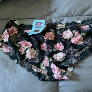 HANKY PANKY Boyshort NWT